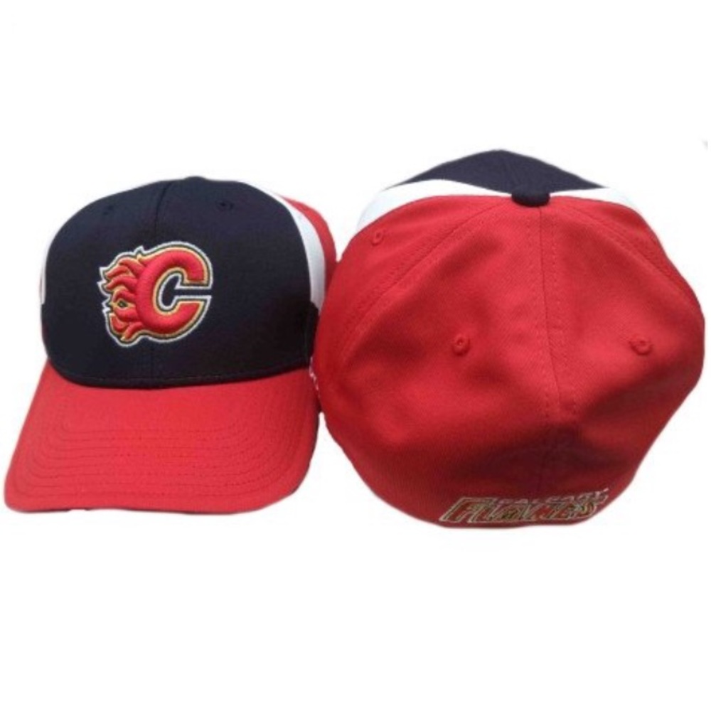 Calgary Flames Reebok NHL FlexFit Hat